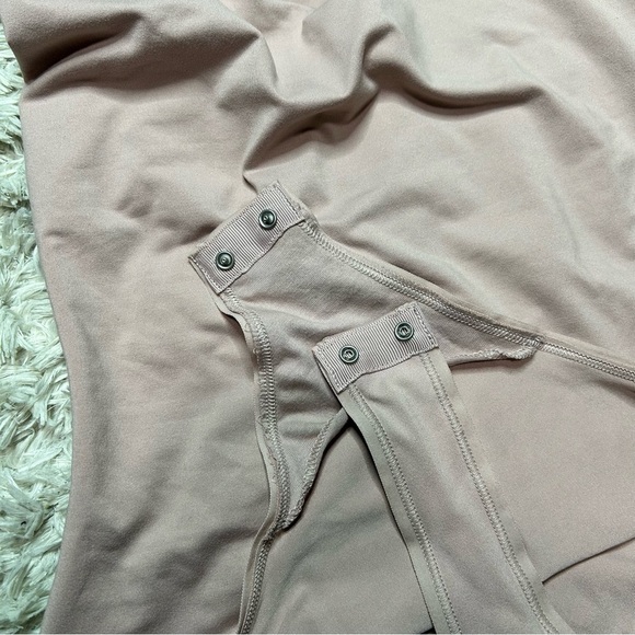 SPANX By Assets Shapewear for Women, Thinstinct Thong Bodysuit Small - Picture 2 of 5